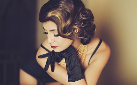 Элегантная девушка