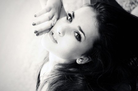 Гордая женщина