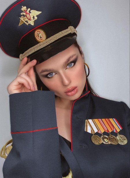 Фотосессия в военной форме