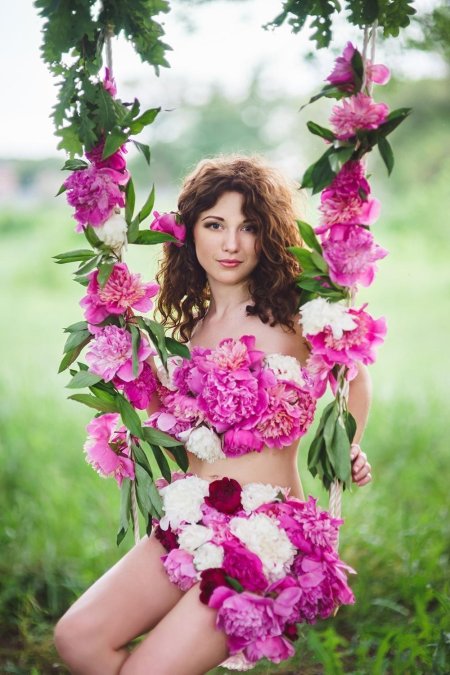 Фотосессия с пионами