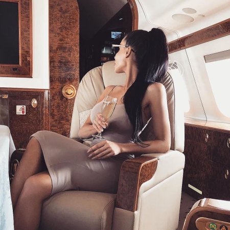 Лакшери девушка