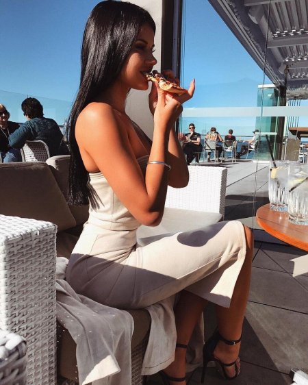 Модное платье