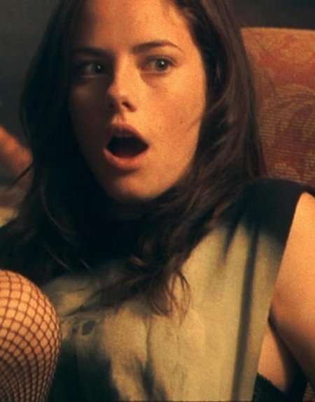 Удивленная девушка