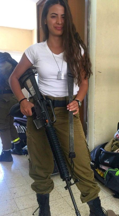 Израильские девушки в армии