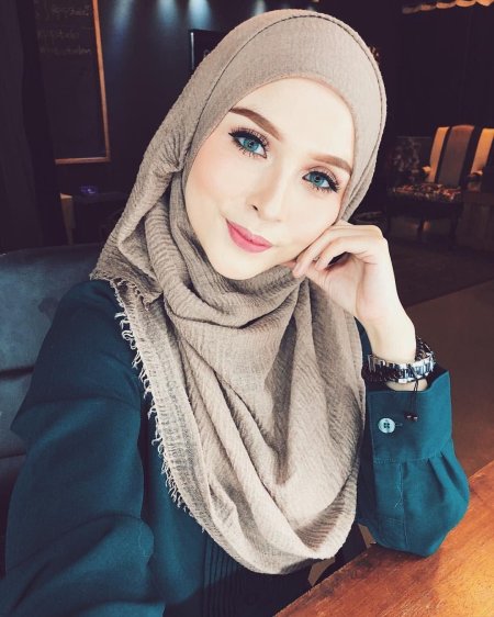 Камилла меджидова в хиджабе