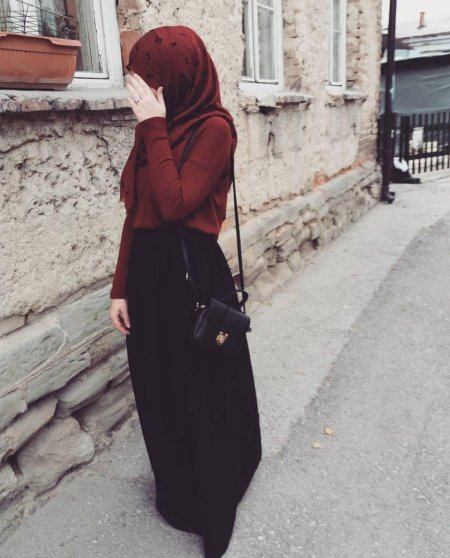 Девушка в хиджабе без лица