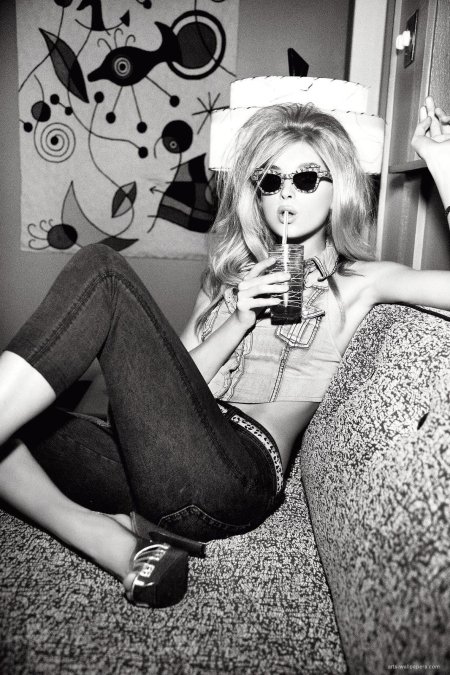 Девушка дерзкая