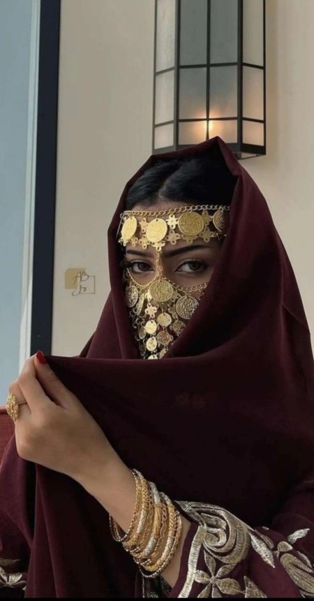 Девушка арабская