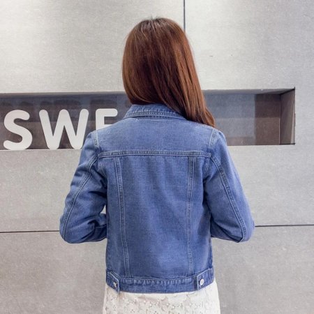 Джинсовая куртка