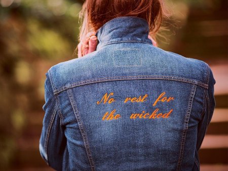 Джинсовка levis с вышивкой