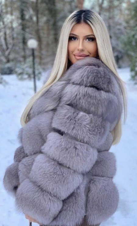 Шуба красивая
