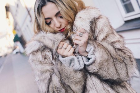 Шуба модная