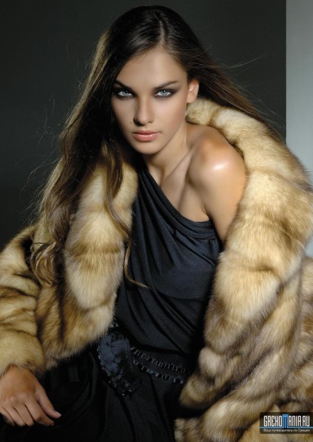 Красивая шуба