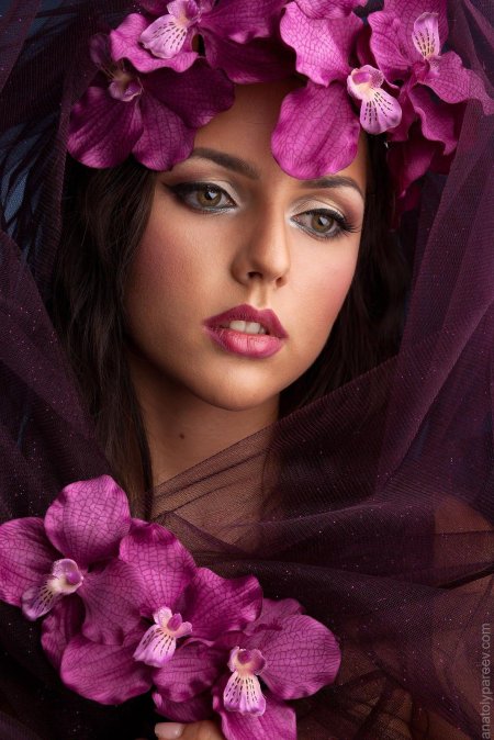 Девушка в цветах