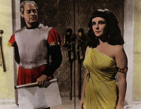 Элизабет тейлор в роли клеопатры