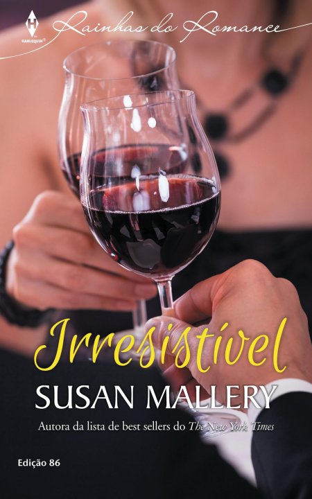 Рука с бокалом