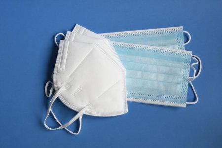 Маска медицинская одноразовая