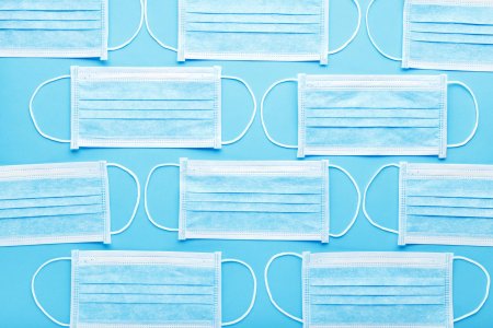 Маска одноразовая