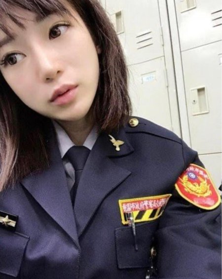 Японские полицейские