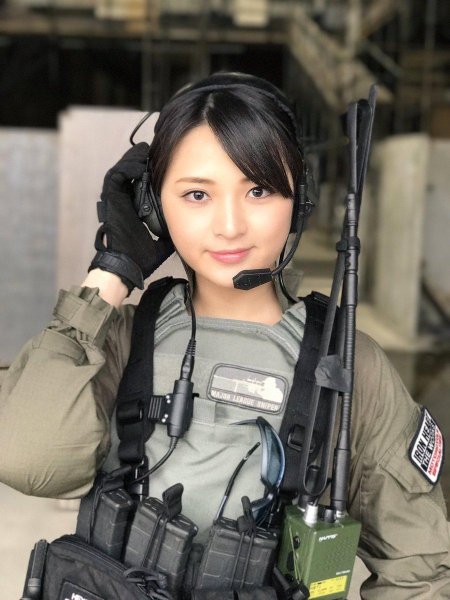 Японские девушки военные