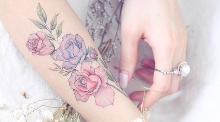 Нежное тату для девушек на руке