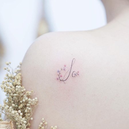 Маленькие тату для девушек