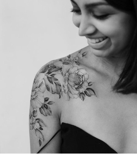 Тату плечо женские