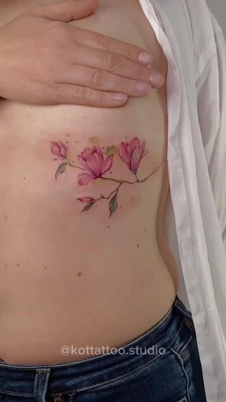 Нежное тату