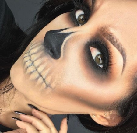 Макияж на хэллоуин простой