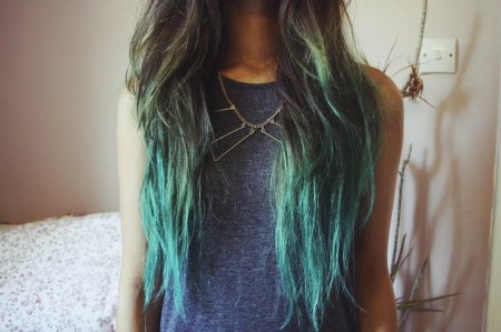 Разноцветные кончики волос