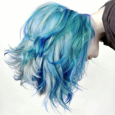 Голубое окрашивание волос