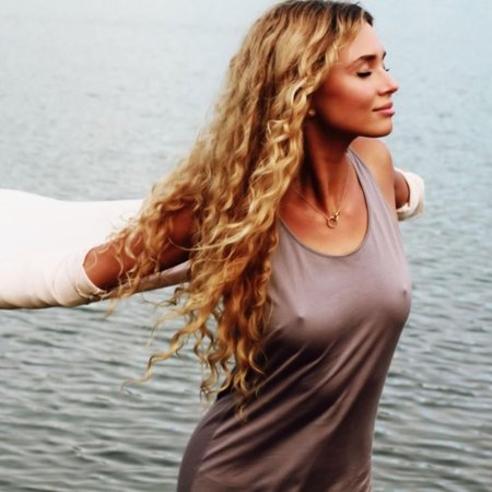 С торчащими сосками