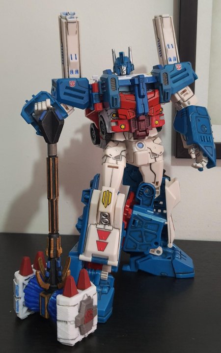 Ультра магнус трансформер игрушка