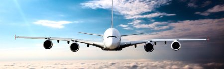 Самолет спереди