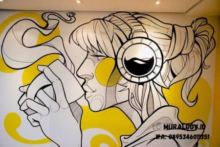 Граффити на стенах кафе