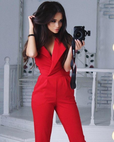Красный комбинезон женский