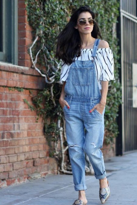 Джинсовые комбинезоны