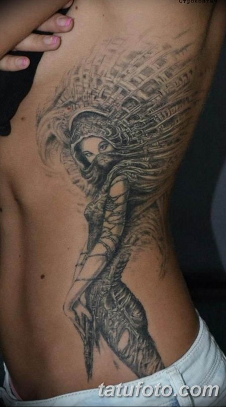 Тату девушек