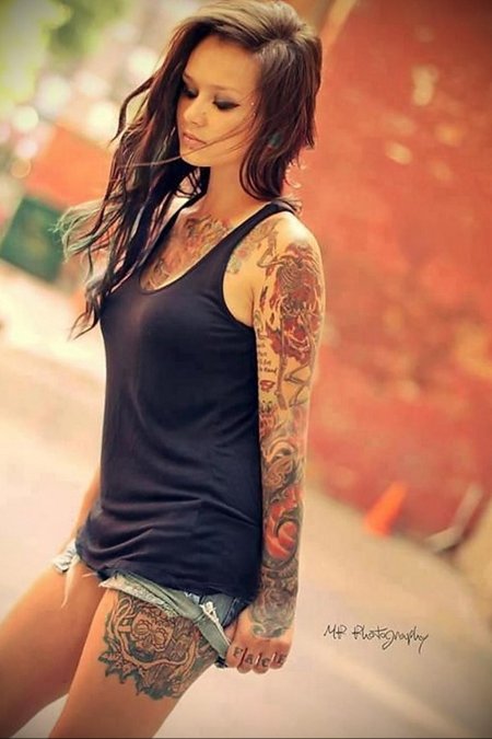 Тату девушек