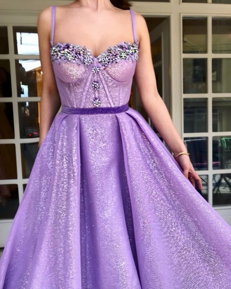 Лавандовое платье вечернее