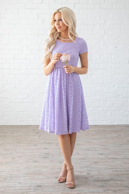 Платье лавандового цвета