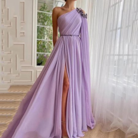 Платье вечернее