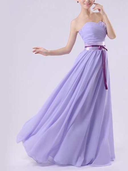 Лавандовое платье вечернее