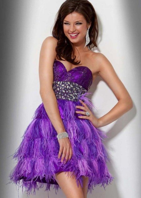Фиолетовое платье