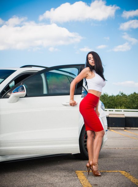 Девушка машина drive