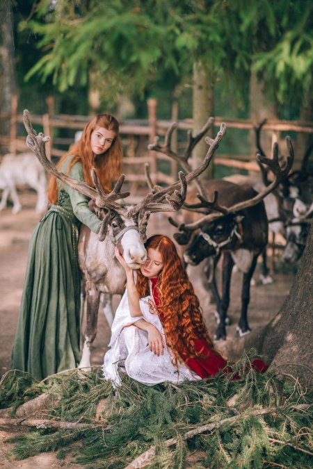 Девушка олень