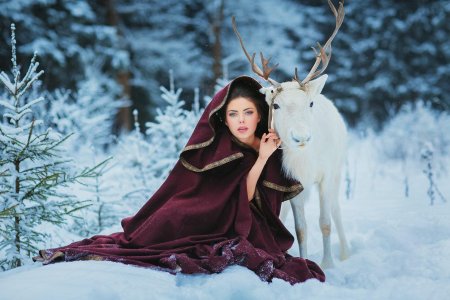 Зимняя фотосессия с оленем