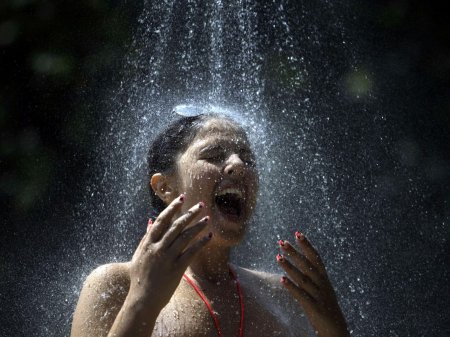 Обливание холодной водой