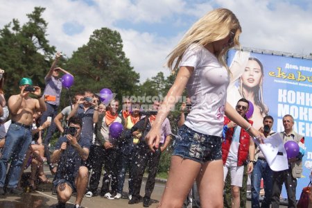 Мокрая майка конкурс