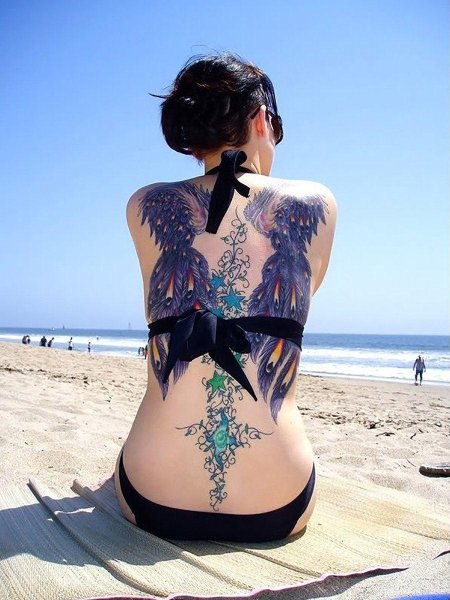 Тату на спине для девушек